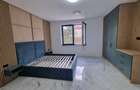 Vila - Bloc modern de 11 camere zona Centrul Civic , Onix