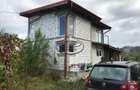 Voinesti, Dambovita 1200mp, teren cu 80 de meri + casa 100mp - 6
