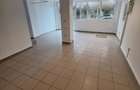 Delfinariu, cladire P+1 , spatiu depozitare 126 mp., curte 463 mp. - 2