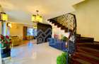Casa individuala - 197 mp utili, teren 407 mp, 5 camere - Sura Mare - 9