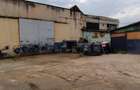 Hala industriala cu curte betonata si acces usor la ocolitoare - 4