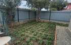 Valu lui Traian -casa 3 camere cu teren 300 mp -gaze la poarta  72500 euro - 33