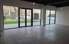 Spatiu comercial cu vitrine mari - Lipovei