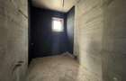 Duplex 5 camere despartit prin garaj - Mosnita Noua - 9