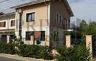 Casa modernă cu garaj, 5 camere, 4 bai, terasa, Dumbrăvița