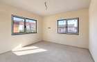 QUADRUPLEX semifinisat 3 camere, dispus pe 2 nivele, 80 mp utili, 150 mp curte - 4