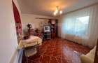 Casa de Vanzare, la podul jelnei ,cca 220mp.