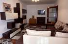 Apartament 3 camere, decomandat, 80 mp – parter înalt – 490 €/lună
