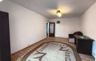 Apartament cu 3 camere, etaj intermediar - 10
