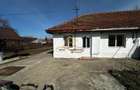 Casa batraneasca cu 800 mp teren de vanzare in Tache / Bacau - 3