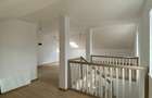 Duplex 1/2 - P+1+M, 160 mpU+terasa, 3 bai, 290 mpT - VANZATOR p. fiz, COMISION 0 - 15