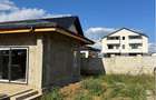 de vanzare casa rosu/gri sau la cheie, canalizare, asfalt, apa, gaze. jacuzzi - 7