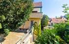 Ultracentral, vila 7 cam, 270 mp.,  zona Maternitate, 4 parcari, comision 0% - 38