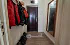Apartament 2 camere, Podu Ros - Emil Racovita, etaj intermediar, bloc fara risc