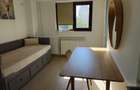 3  camere  /prima inchiriere/13  Septembrie/vis  a vis  de  Catedrala - 8