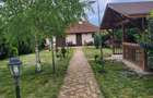 Oază de liniște cu "parc" privat în vatra satului - 1