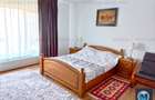 Casa cu 5 camere de vanzare in Strejnicu, 243.92 mp #14654 - 7