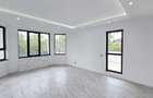 Casa superba cu teren 1000 mp, lift, 2 dormitoare parter, spatii generoase - 21