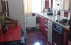 Apartment 3 camere decomandat, mobilat, doua balcoane, centrala gaze. Negociabil - 9