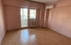 Apartament 2 camere decomandat Pacurari etajul 1 - 2