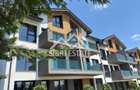 Apartament 3 camere de vanzare - structura tip vila, zona verde - 1