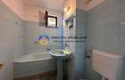 Apartament de vanzare 3 camere- pretabil pentru spatiu comercial - 18