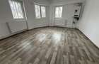 Adjud - spatiu comercial renovat complet - 11