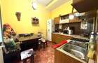Apartament in vila, 4 camere, intrare separata, curte proprie, vizavi de Parcul  - 10