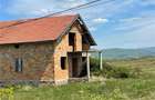 RECO Teren intravilan cu casa in rosu, Zona Vadu Crisului, Bihor - 1
