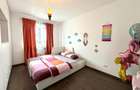 Duplex despartit prin garaj, 5 camere, 137 mp utili - Dumbravita - 13