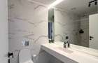 "Yachting" Lifestyle in the Heart of the Capital: Luxury Furnished 2-Rooms - 7