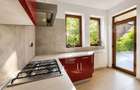 Casa Individuală cu 5 camere, 277 mp utili, 987 mp teren, zona Torontalului