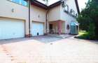 Vilă cu 7 camere si piscina exclusiva langa British School - 30