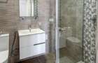 Apartament 3 camere modern - Zona Rex - 9
