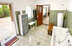 Casa Moldova Veche - acte zi - unic proprietar - 4
