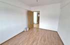 Apartament 4 camere decomandat Milcov-Bacau - 10