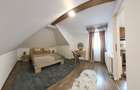 Apartament  la casa, centrul istoric - format din 2 garsoniere - 8