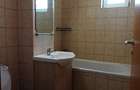 Apartament 2 camere Titan - Auchan Titan - bloc 2010 - 8