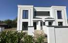 Duplex elegant | 4 camere | 3 bai | zid dublu | Mosnita Noua - 1