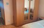 Apartament cu 3 camere,decomandat,parter inalt,zona Lama - 2
