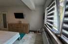 Apartament cu 3 camere de vânzare, zona Dacia - 1