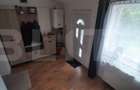 Apartament de vanzare, la casa, cu 2 camere  si garaj 66 mp zona Lazaret - 2