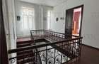 Apartament cu 4 camere  de vanzare, Ultracentral,  Kogalniceanu, curte si pod - 3