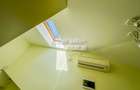 Casa cu 5 camere - centrala pe gaz si loc de parcare - zona Trocadero - 17
