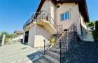 Casa individuala in Sura Mare cu 2 garaje, 2 terase si teren de 493 mp - 2