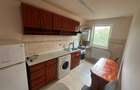 Apartament cu 3 camere, 58 mp, balcon, zona Florilor - 1