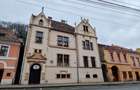 Apartament în casă monument istoric, zonă centrală – Sighișoara - 1
