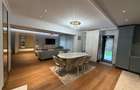 Apartament în Arcadia Domenii,230mp curte,3 parcări incluse