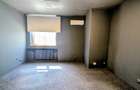 In incinta Casei Presei Libere,renovat,compartimentat,pentru birouri - 4