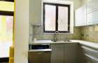 VANZARE VILA 8 CAMERE 652 mp teren zona Sisesti Sector 1 - 4